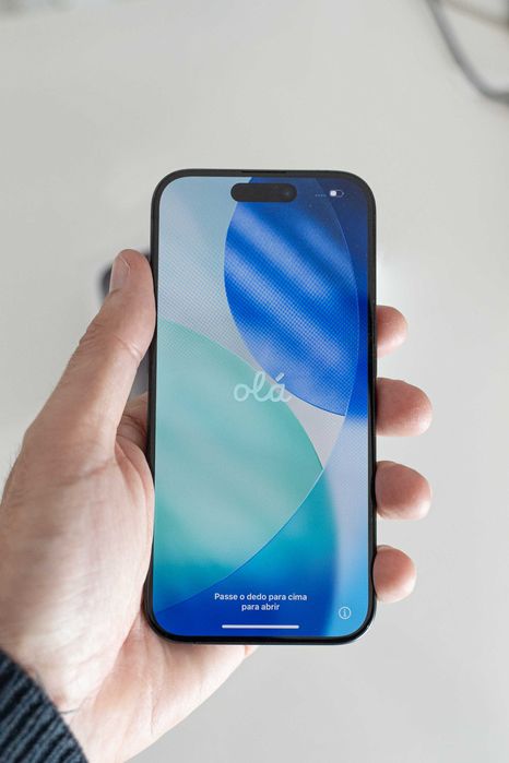 Iphone 15 Pro com Fatura e Garantia (Rádio Popular)