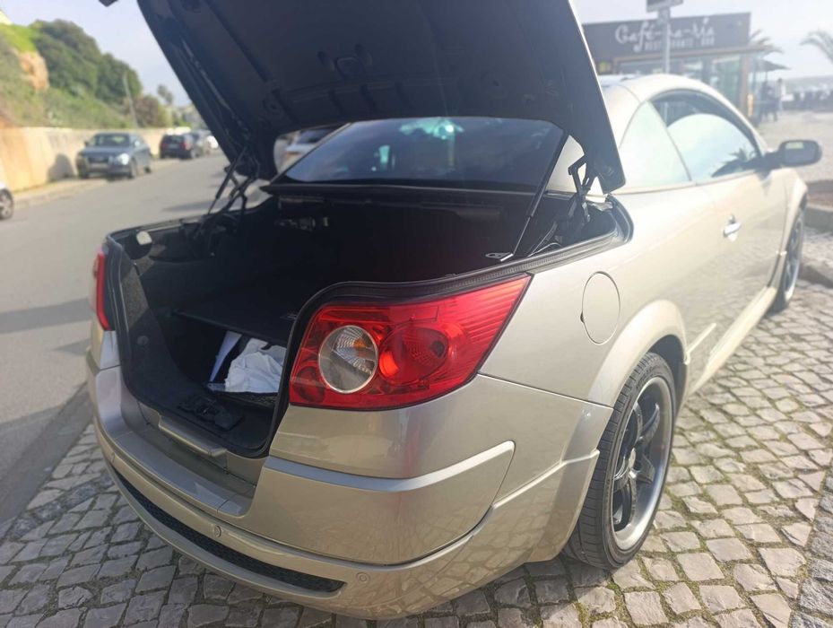 Grande oportunidade! Lindo! Renault Megane conversível, único no Algarve.