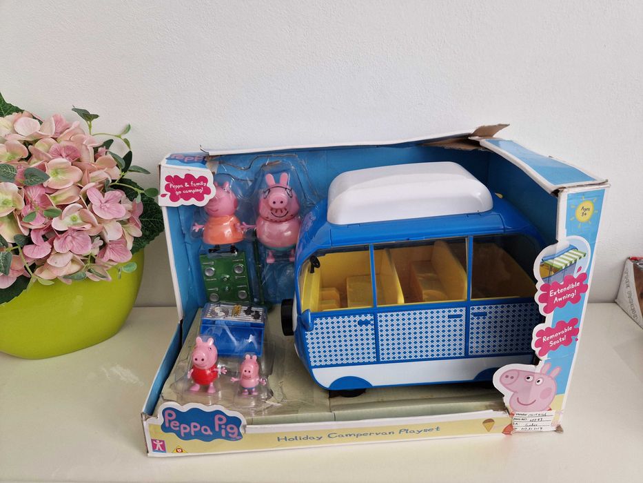 Świnka peppa wakacyjny kamper figurki