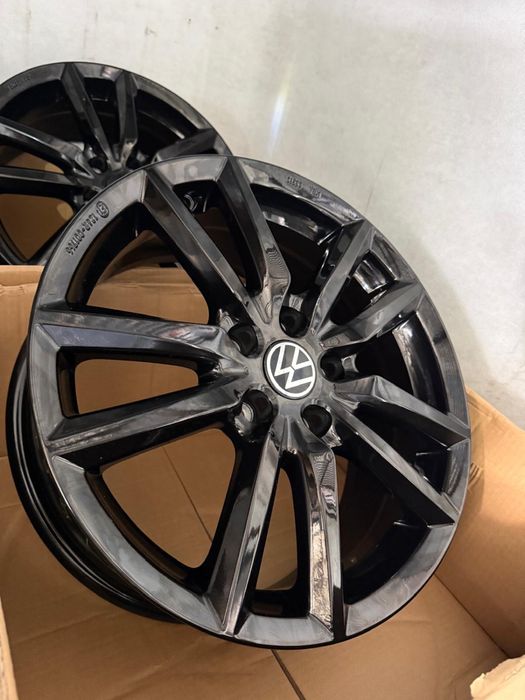 NOWE alufelgi 17” VW Golf Tiguan Touran T-roc Eos Jetta Caddy