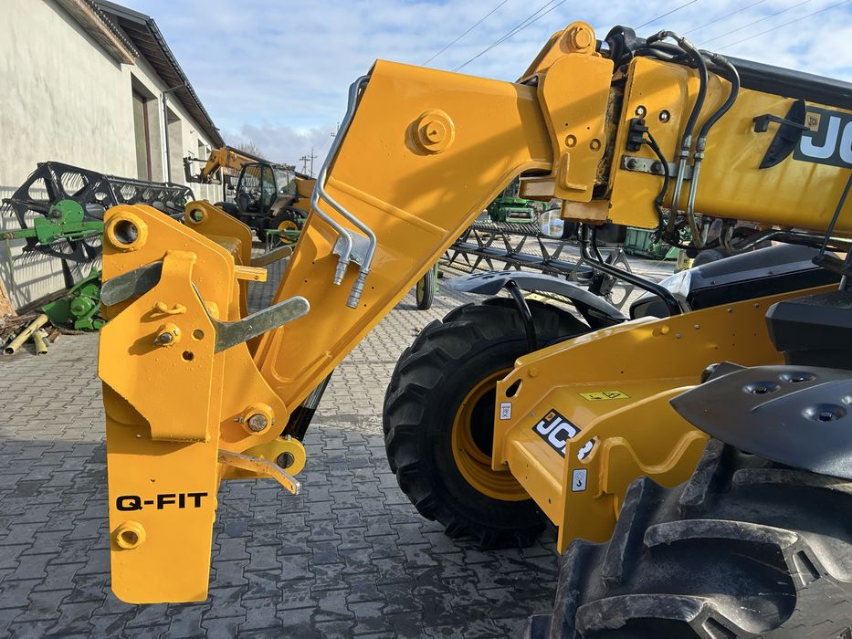 Телескопічний навантажувач JCB 535-95