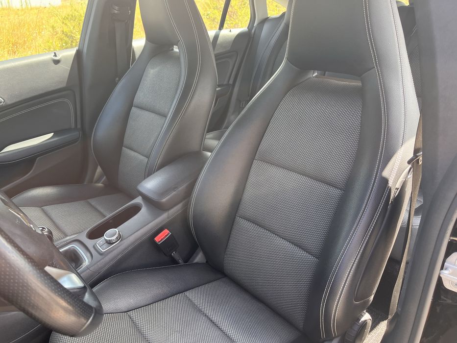 Mercedes Benz CLA 180d