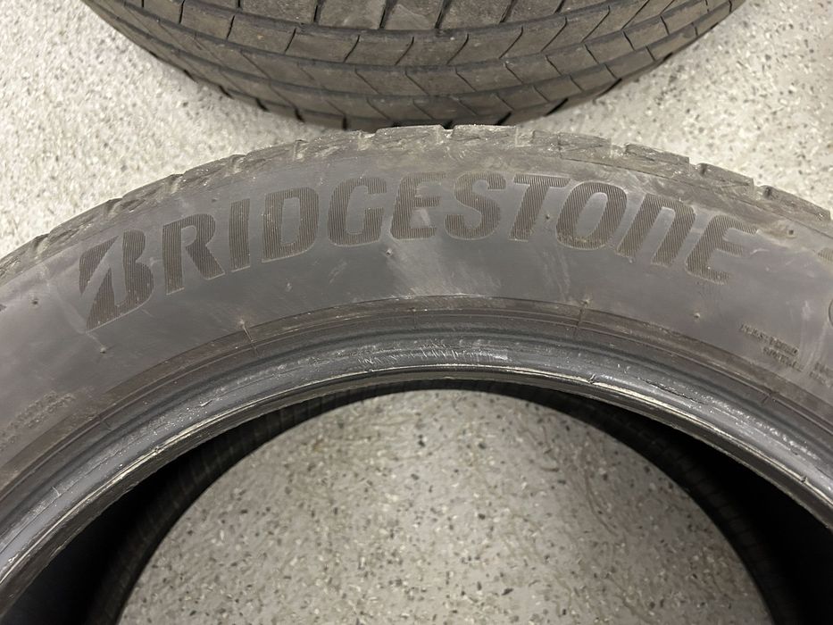 Komplet opon opony Bridgestone T005 Turanza  215 55 R17 94 V 4 sztuki