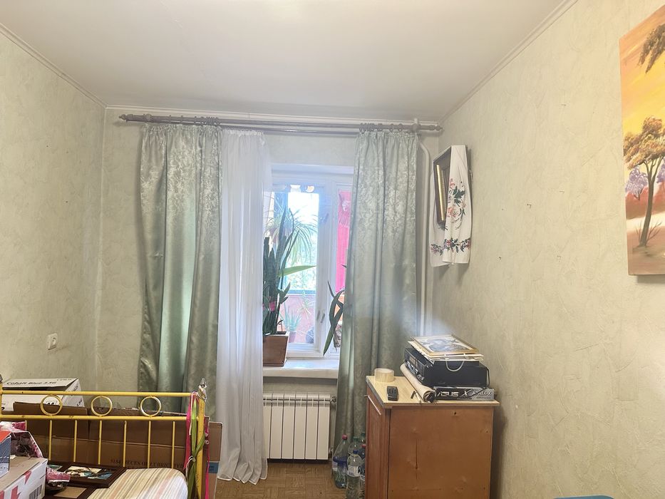 Продаж двокімнатної квартири 2/5 Возʼєднання України