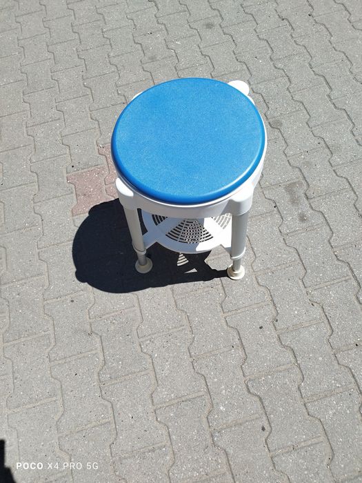 Taboret obrotowy pod prysznic.siedzisko, krzesło