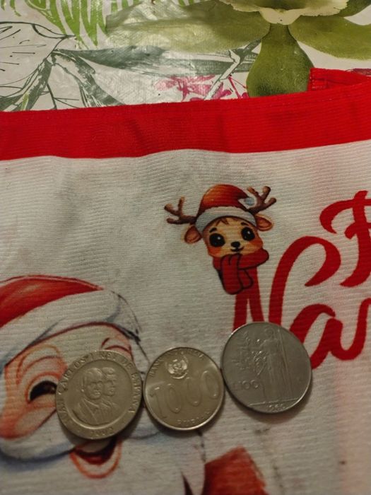 Moedas antigas vendo