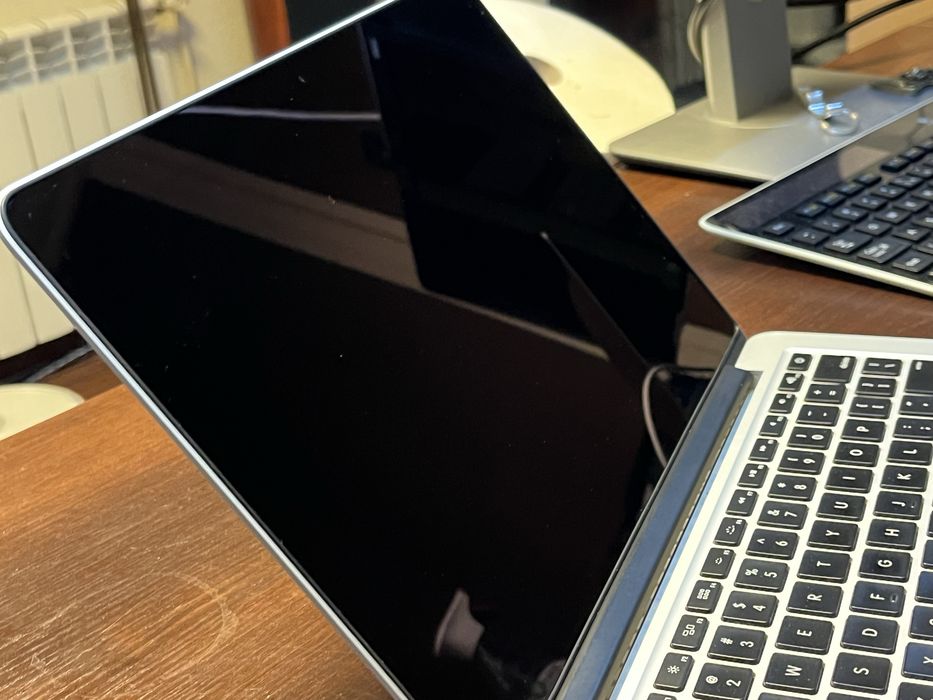 Macbook pro 13 cali Early 2015 bardzo ladny.