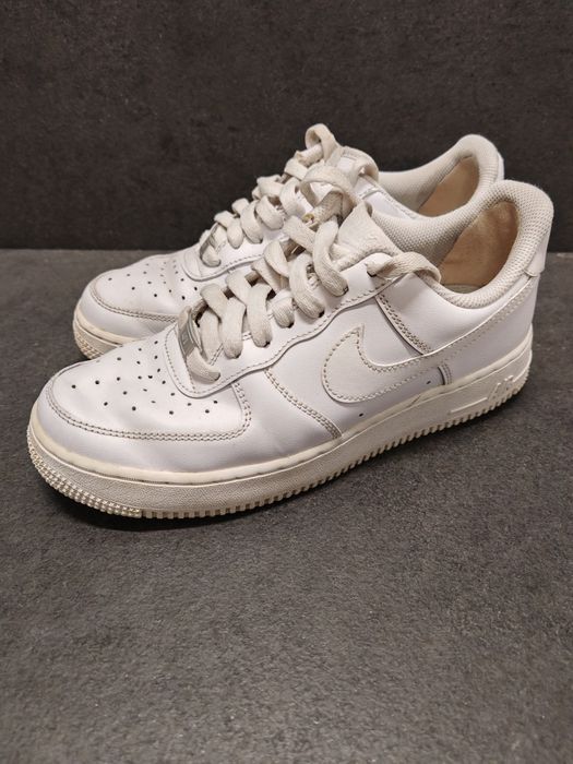Nike air force r. 38.5