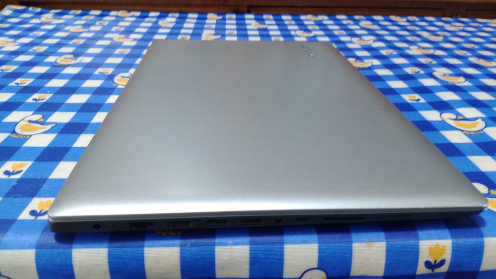 LENOVO Ideapad 330-15IKB Intel Core i5