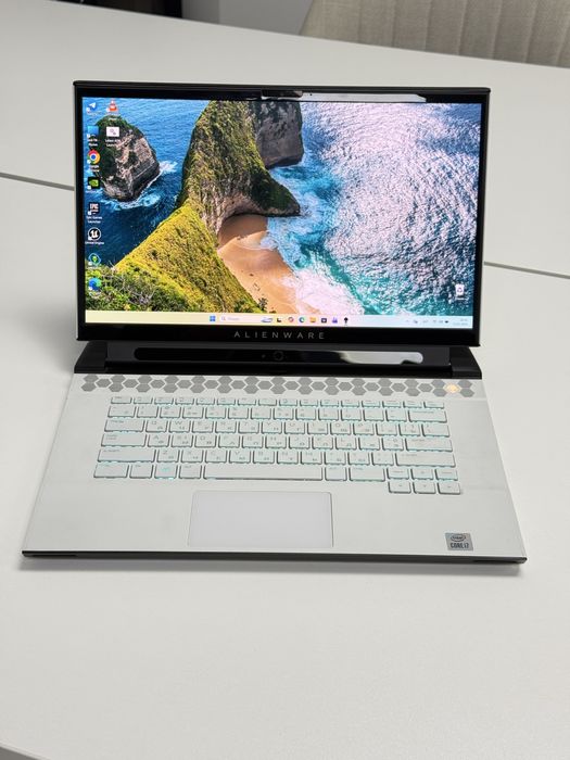 Alienware m15 R4 • RTX 3080 • 4K OLED HDR • 32GB • Ідеальний стан