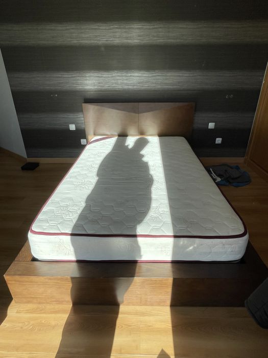 Cama de corpo e meio