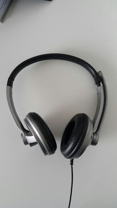 Słuchawki logitech z mikrofonem