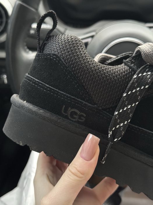UGG Lo Lowmel Dark