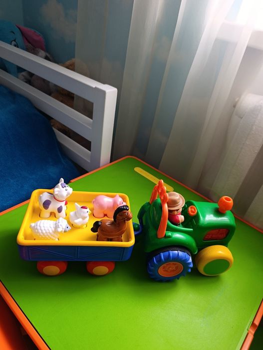 Трактор фермера з трейлером і тваринками музична іграшка Kiddieland