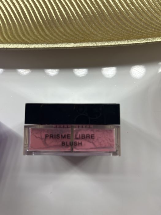 Róż do policzków Givenchy prisme libre