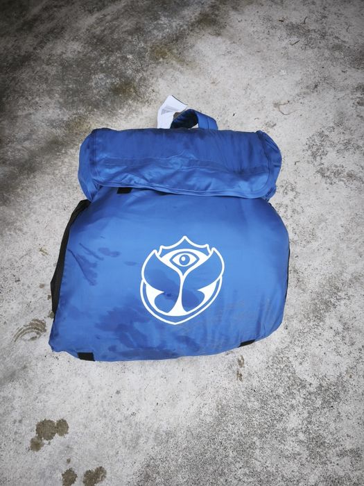 Tenda para campismo sacos cama e colchão Tomorrowland