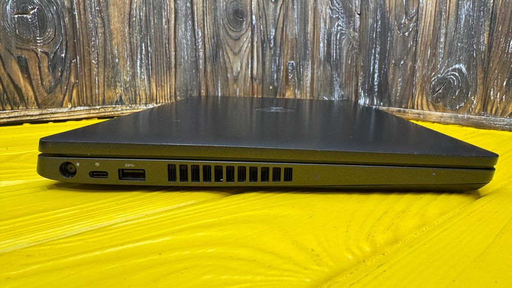 АКЦІЯ! Ноутбук Для Роботи і Навчання Dell Latitude 5500 /Core i7-8665u