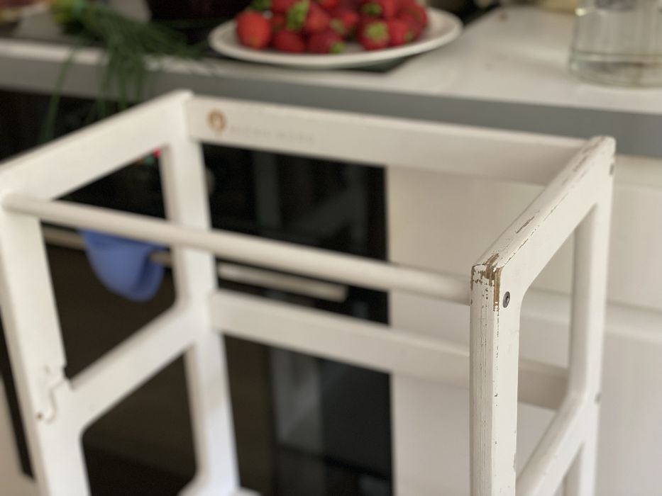 kitchen helper mecan wood