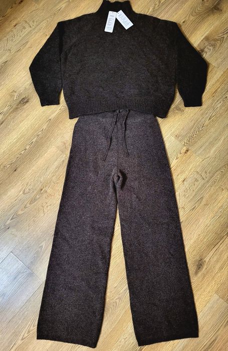 Новий жіночий  трикотажний костюм-двійка (светр + брюки) р. М