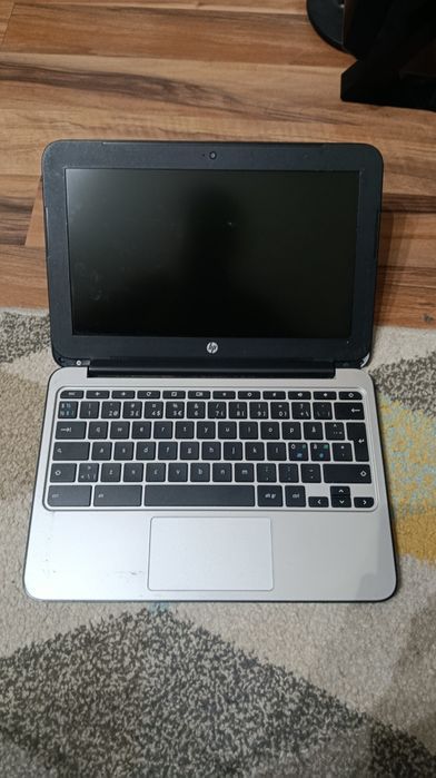 13 laptopów i części