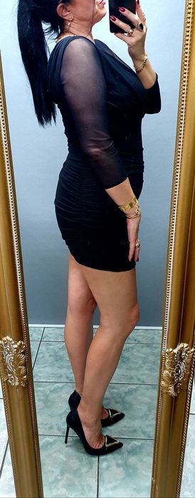 Sukienka z dzianiny siateczka