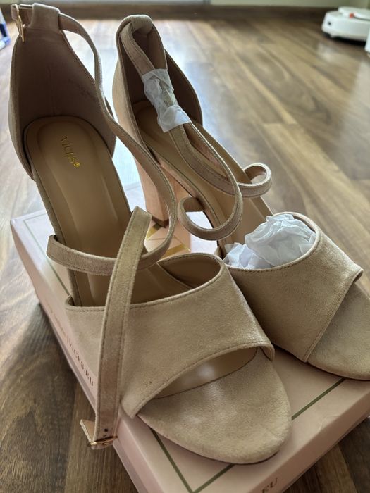 Sandały damskie nowe