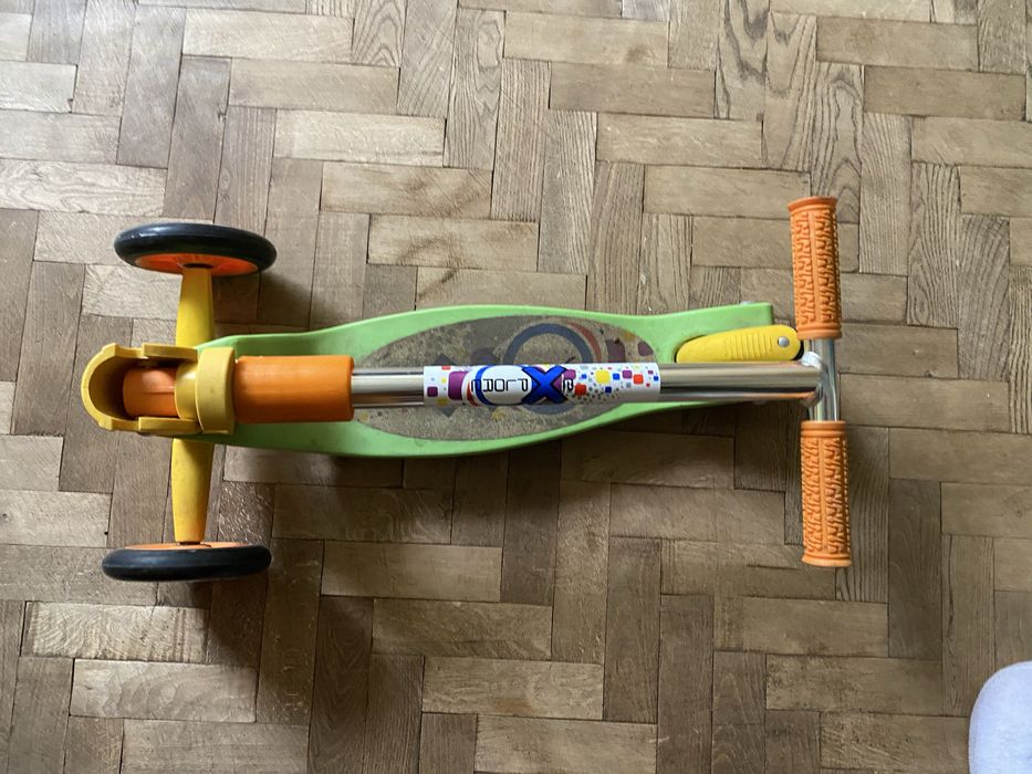 Детский складной самокат