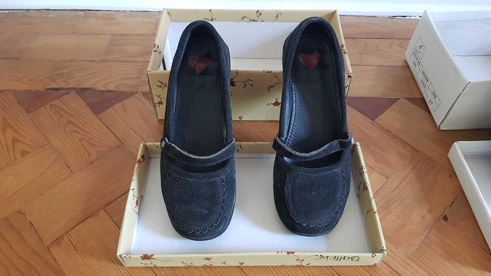 4 pares de calçado (havaianas, botins, sapatos, sapatilhas)