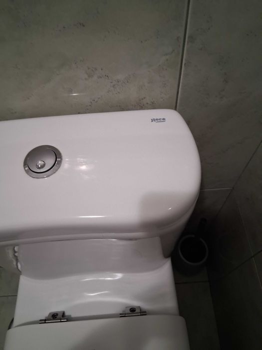 Vendo uma sanita  e um bidé