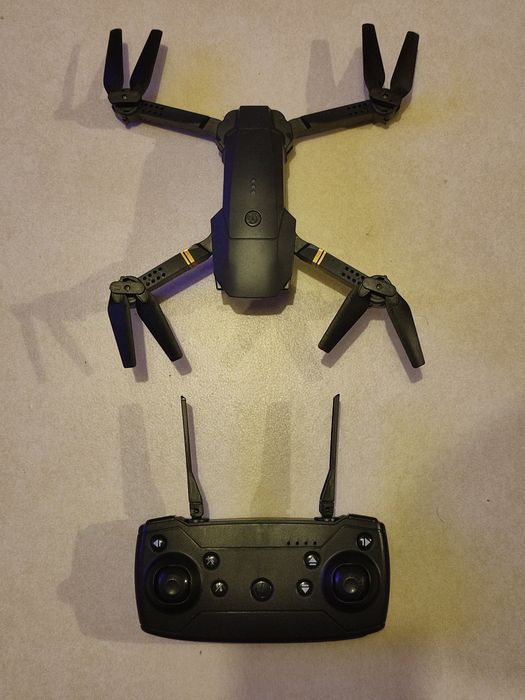 Drone Eachine e58 como novo64176784575873121