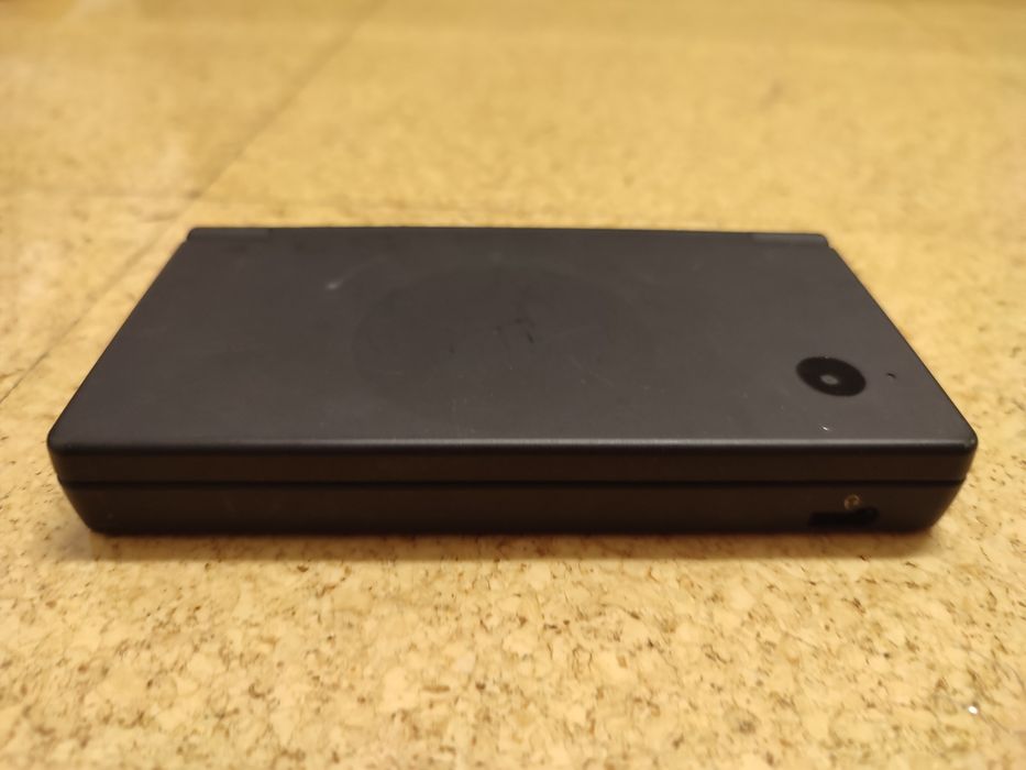 Vendo Nintendo DS com 4 jogos