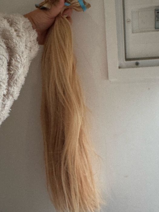 Cabelo loiro brasileiro na fita