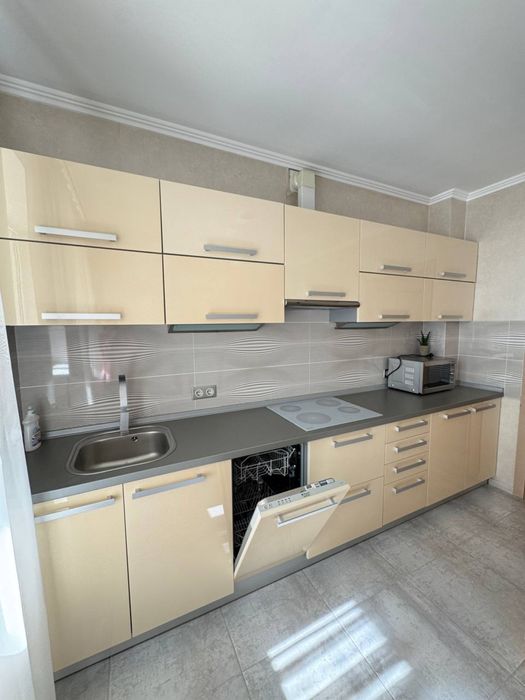 2к з ремонтом та меблями Центр Ірпеня 67 м² Матвія Донцова