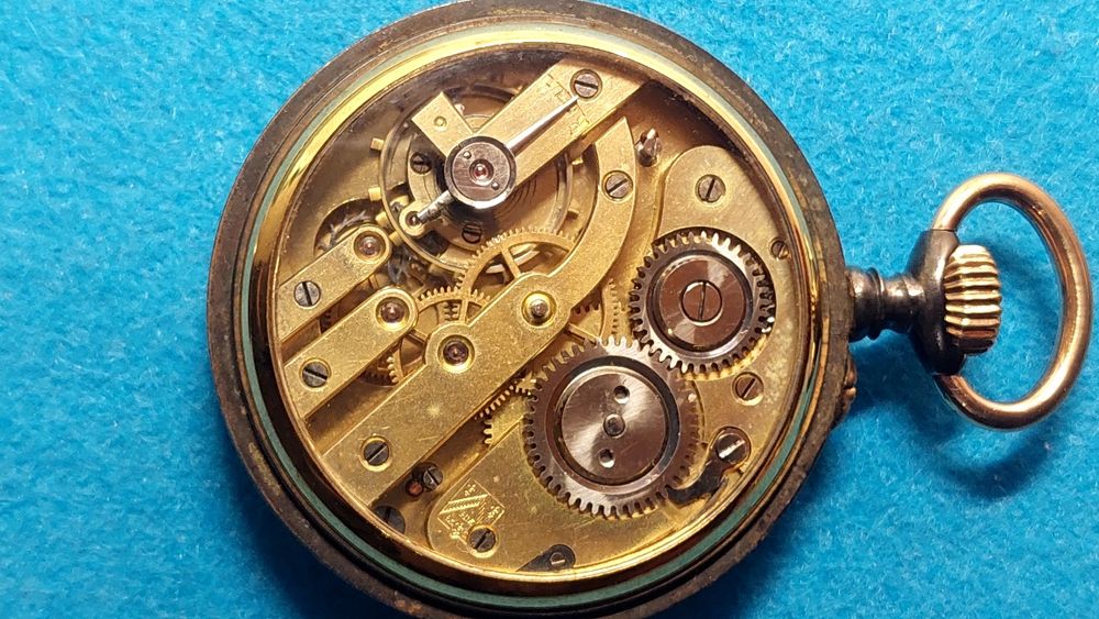 Часы карманные швейцарские механические H.Moser