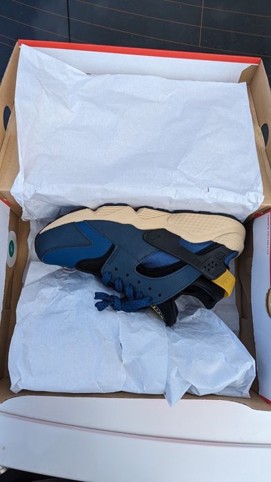 Чоловічі кросівки Nike Air Huarache Premium 42 р. (Маломірить 41 р.)