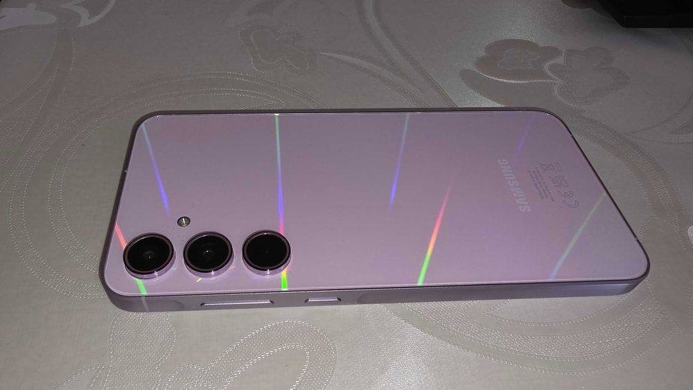 Смартфон Samsung Galaxy A55