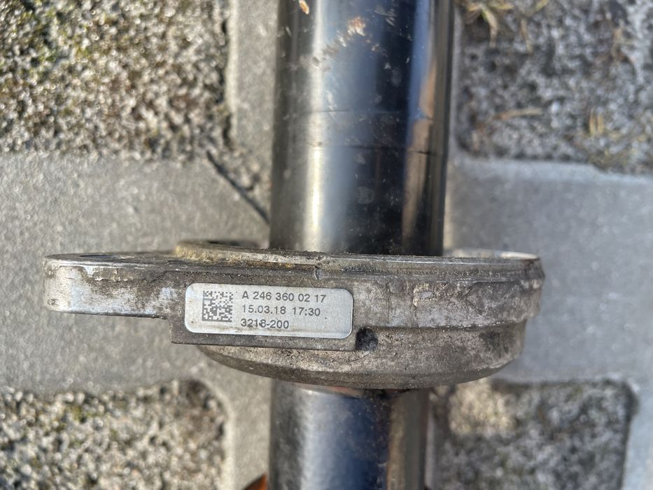 Підвісний підшипник Мерседес GLA 250