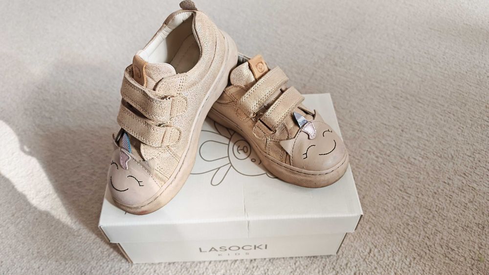 Adidasy / Sneakersy/ półbuty dziewczęce marki Lasocki rozmiar 27