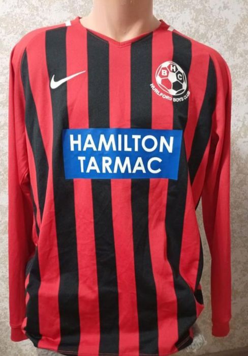 Мужская фирменная футболка бренда NIKE