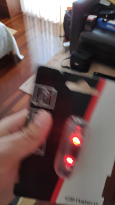 Luz vermelha para corrida noturna com dínamos64174066131971123