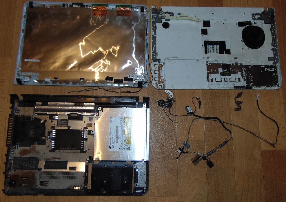 Остатки (запчасти) от ноутбука Sony PCG-61211M (VPCEA1S1E)