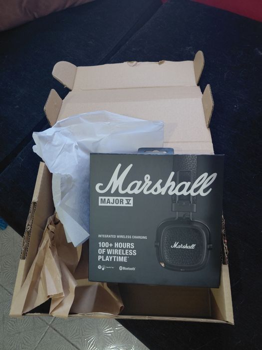Fones Bluetooth Marshall Major V, novo nunca usado!