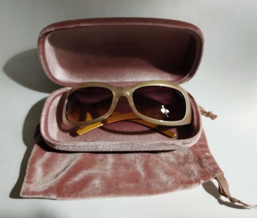 Солнцезащитные очки Fendi, мод. FS299.