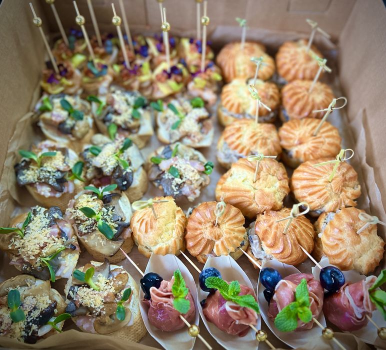 Фуршети на будь-який смак , достаака боксів