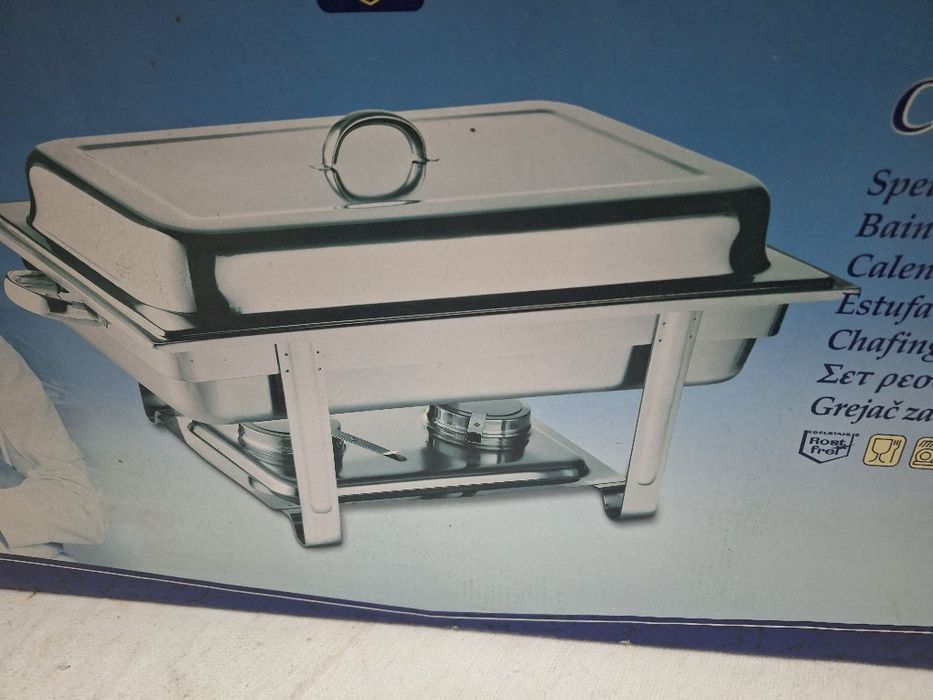 . Estufa para manter os alimentos quentes.