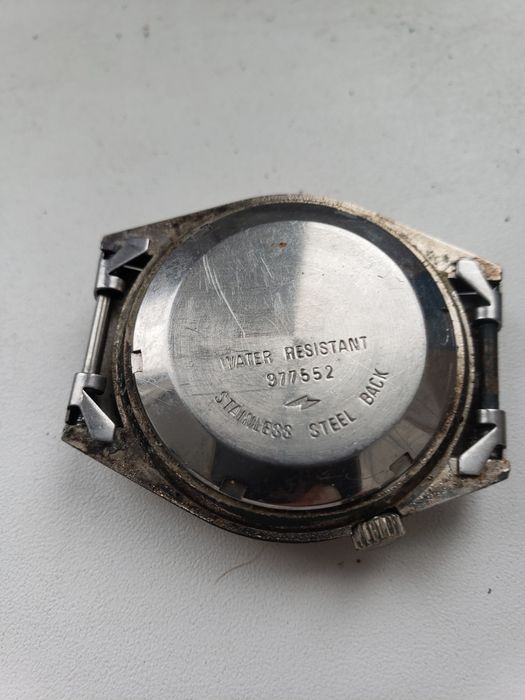 Годинники чоловічі Сейко та жіночі Чайка