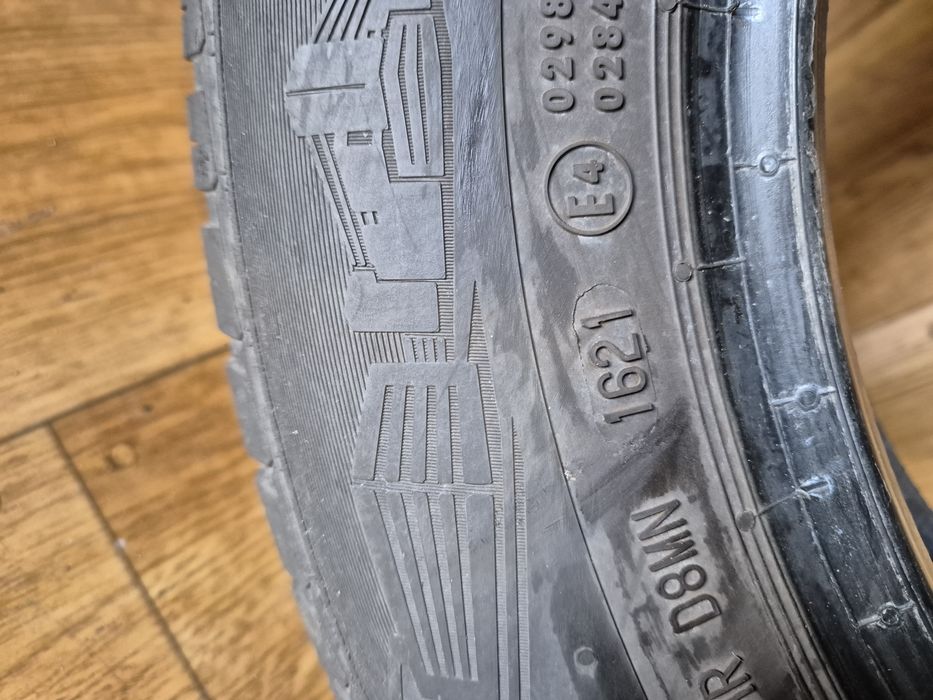 175/70/14 Continental para Całoroczne 6,5mm 21r