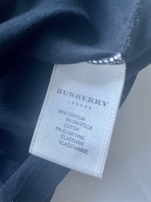 Blusa Burberry tamanho S