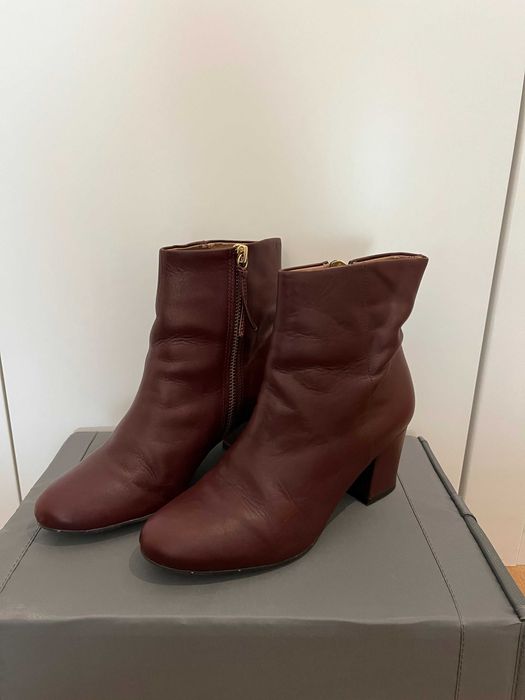 Botins Zilian em couro, tamanho 35. 2 por 40€