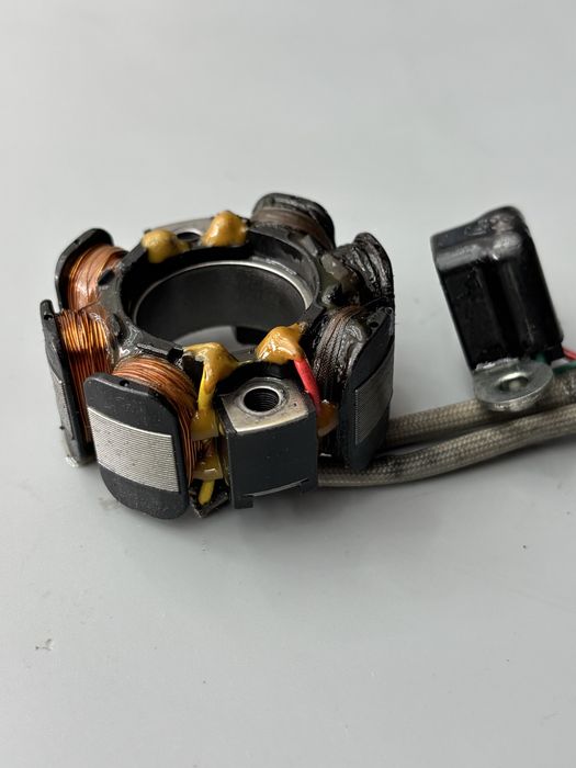 Stator Stojan Alternator Iskrownik SUZUKI RMZ250 R 07-09